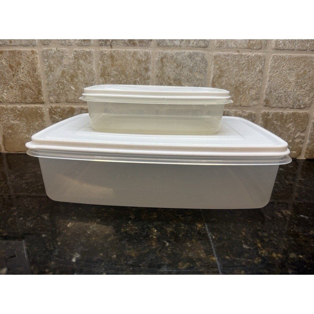 Vintage Rubbermaid Servin Saver 7 & 11 Rectangle 17 Cup & 24 OZ Sheer White Lid‎